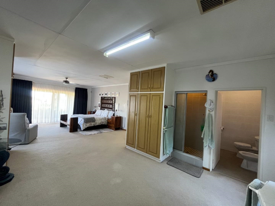 4 Bedroom Property for Sale in Keidebees Northern Cape